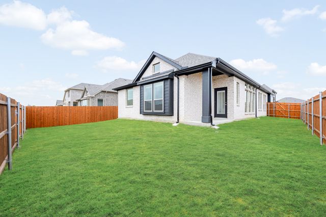 1005 River Oaks Drive, Godley, TX 76044