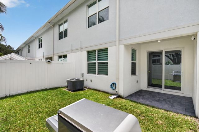 1844 Sandpiper Pointe Place, Deerfield Beach, FL 33442