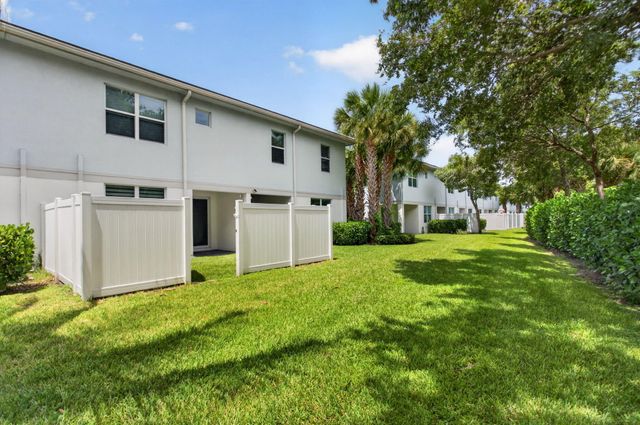 1844 Sandpiper Pointe Place, Deerfield Beach, FL 33442