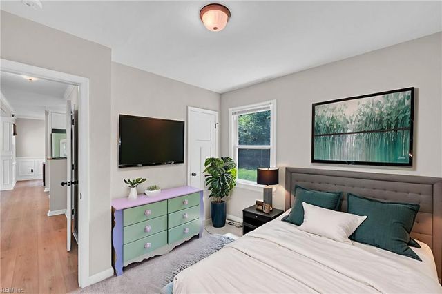 1006 De Gaule ST, Newport News, VA 23605