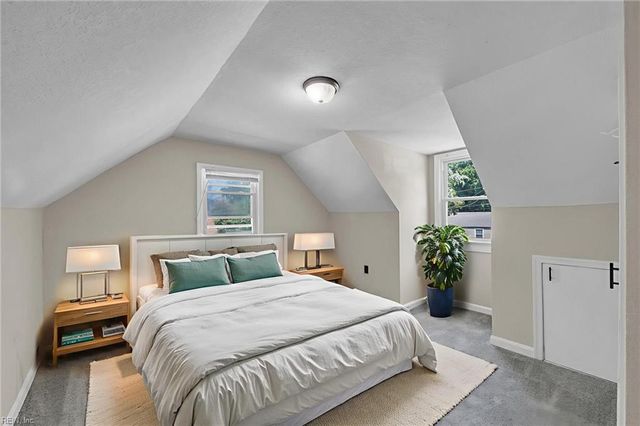 1006 De Gaule ST, Newport News, VA 23605