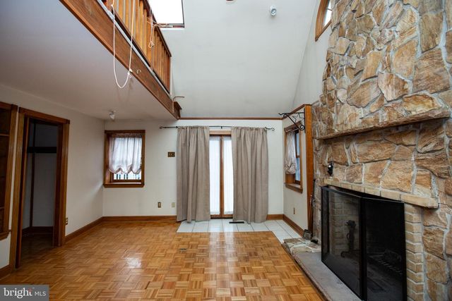 648 N TYSON AVE, Glenside, PA 19038