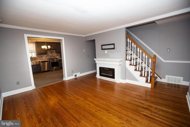 648 N TYSON AVE, Glenside, PA 19038