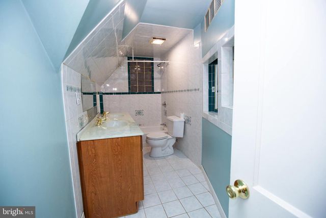 648 N TYSON AVE, Glenside, PA 19038