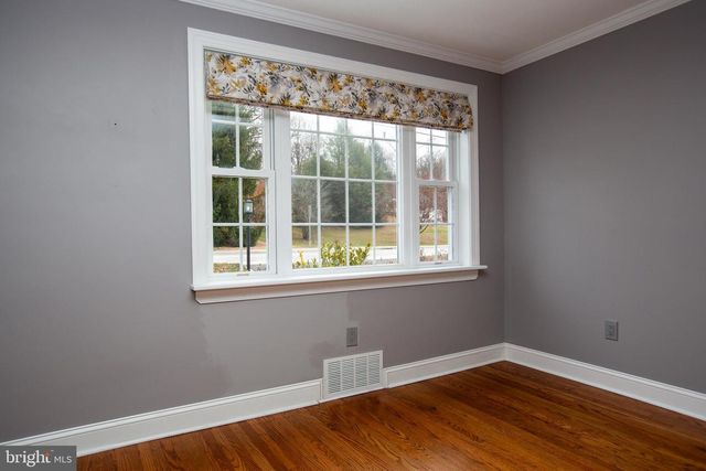 648 N TYSON AVE, Glenside, PA 19038