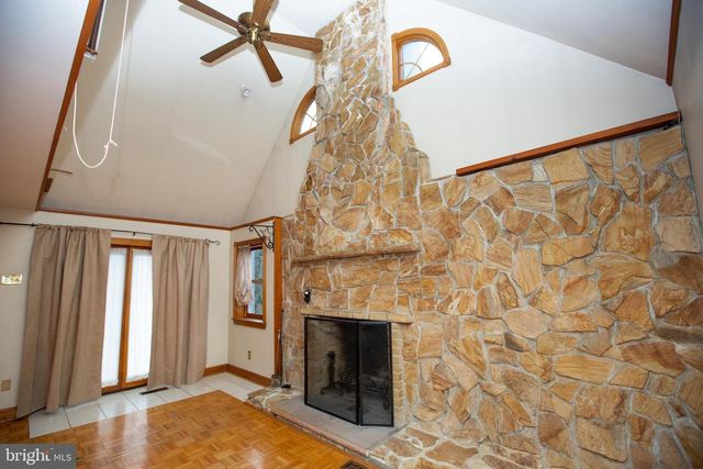 648 N TYSON AVE, Glenside, PA 19038