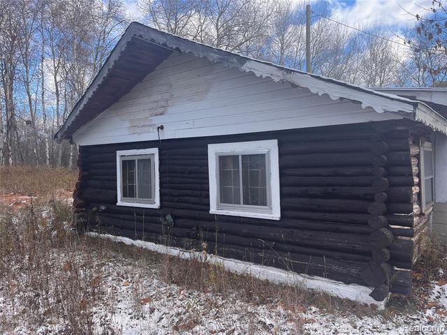 2132 Birch Drive, Sears, MI 49679