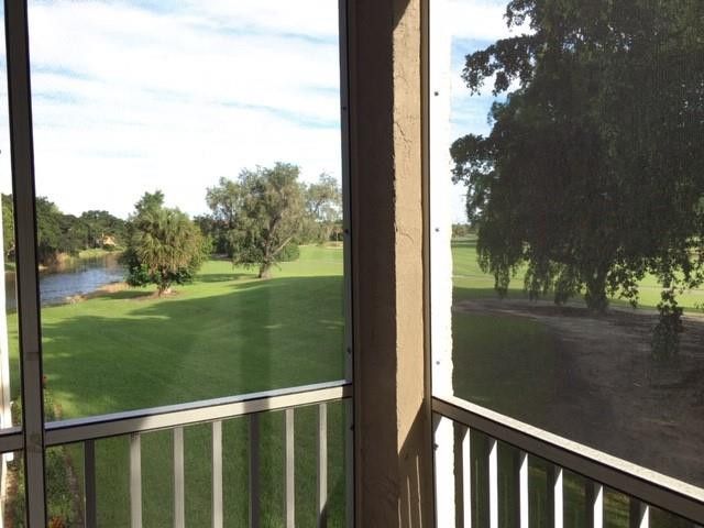 250 Jacaranda Drive 203, Plantation, FL 33324