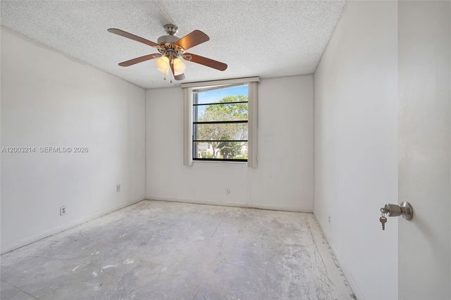 7330 NW 18th Street 204, Margate, FL 33063