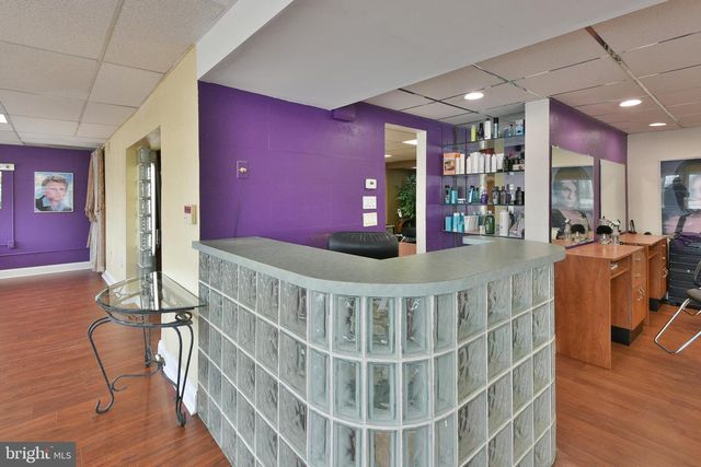 456 N EASTON RD, Glenside, PA 19038