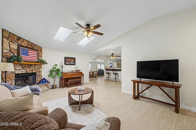 5553 E DRUMMER Avenue, Mesa, AZ 85206