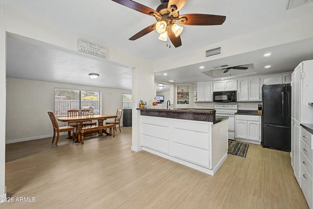 5553 E DRUMMER Avenue, Mesa, AZ 85206