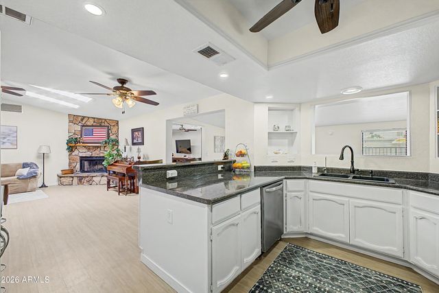 5553 E DRUMMER Avenue, Mesa, AZ 85206