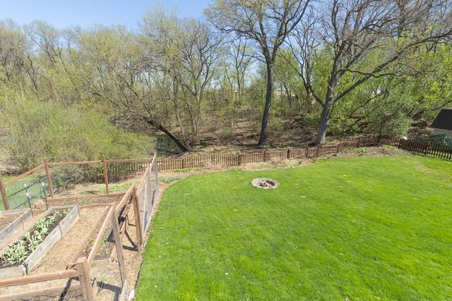 1661 Hilo Avenue N, Oakdale, MN 55128