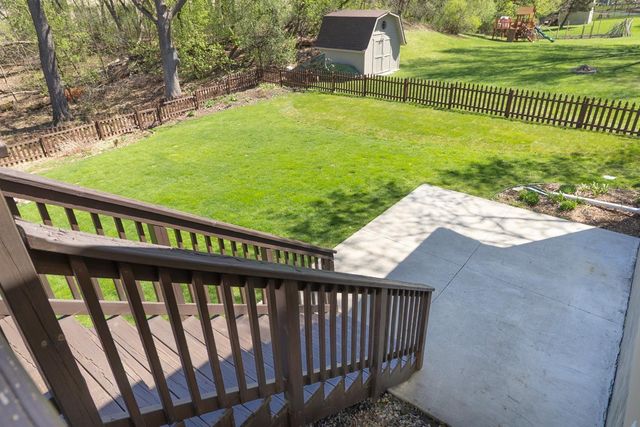 1661 Hilo Avenue N, Oakdale, MN 55128