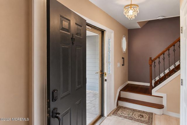 35 Liberty Drive, Dayton, NJ 08810