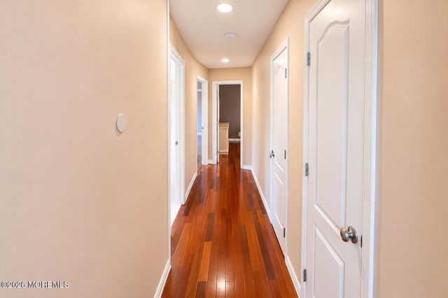 35 Liberty Drive, Dayton, NJ 08810