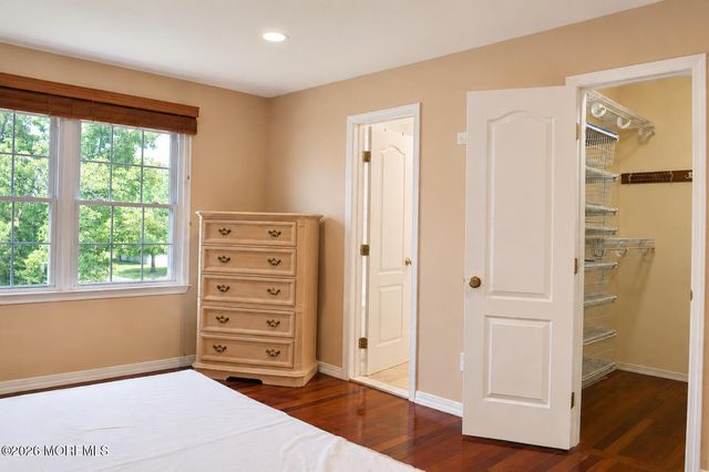 35 Liberty Drive, Dayton, NJ 08810