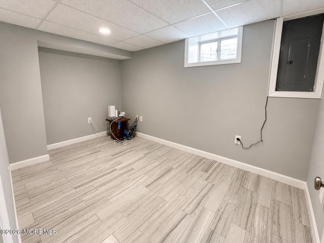 35 Liberty Drive, Dayton, NJ 08810