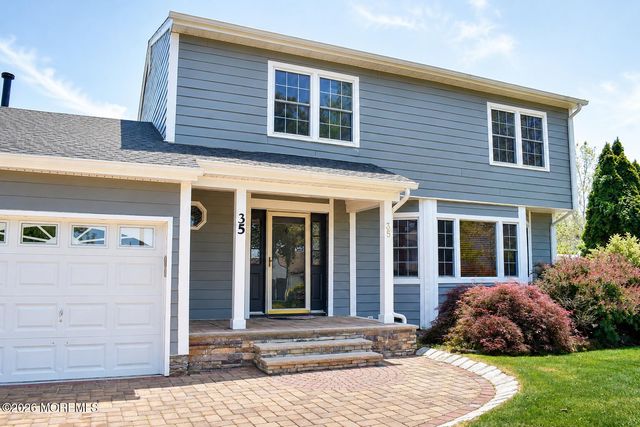 35 Liberty Drive, Dayton, NJ 08810