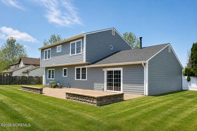 35 Liberty Drive, Dayton, NJ 08810