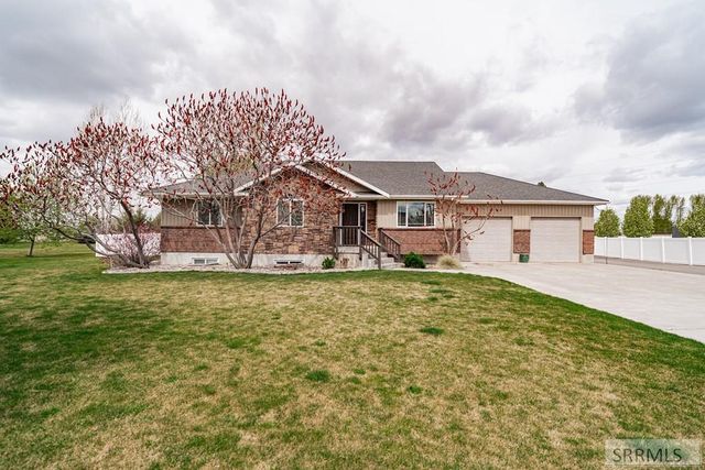 195 N 3806 E, Rigby, ID 83442
