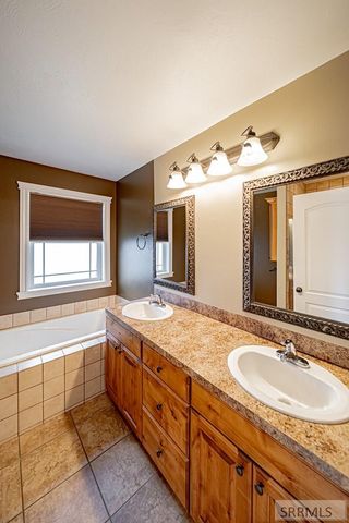 195 N 3806 E, Rigby, ID 83442