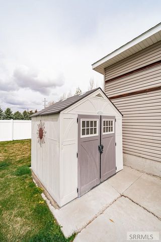 195 N 3806 E, Rigby, ID 83442