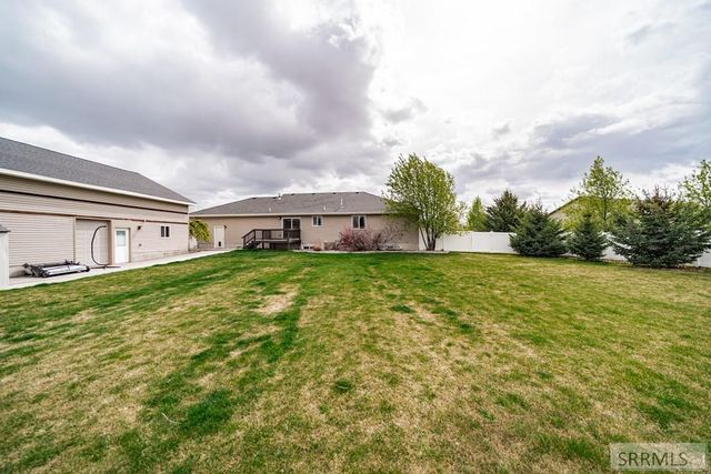 195 N 3806 E, Rigby, ID 83442
