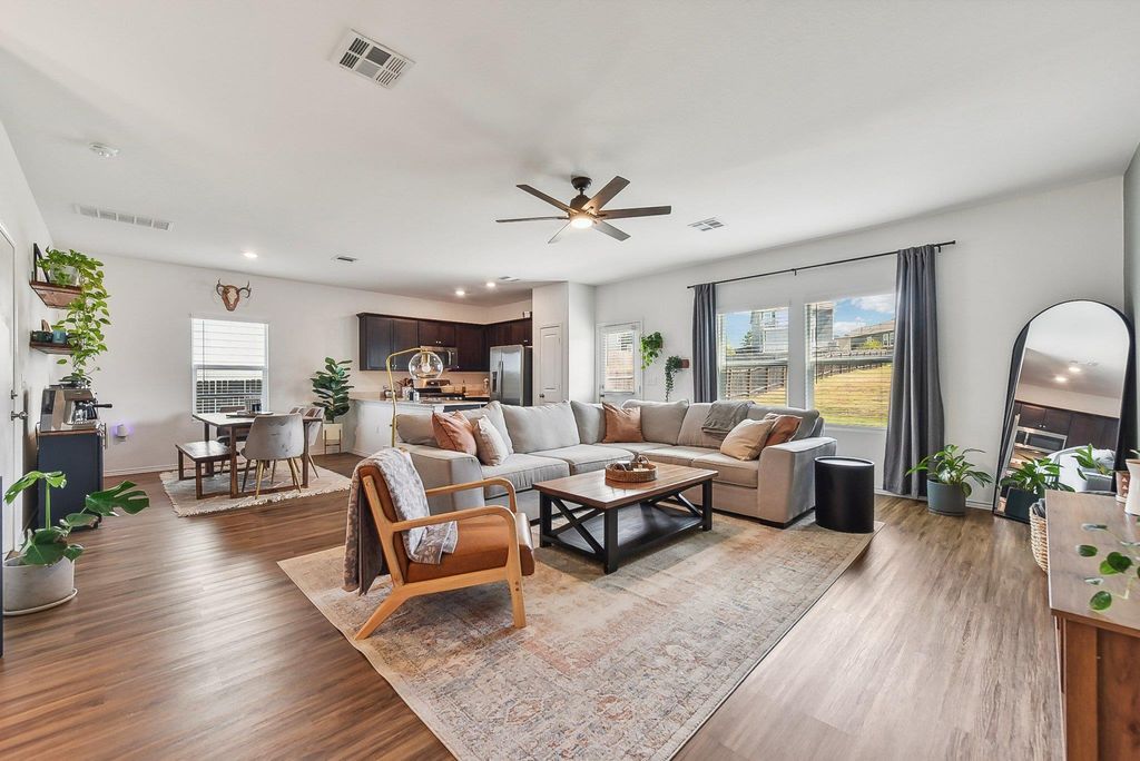 5908 Eden DR, Austin, TX 78747