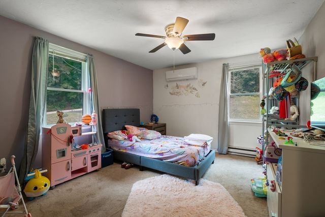 198 Lower Gore Rd, Webster, MA 01570