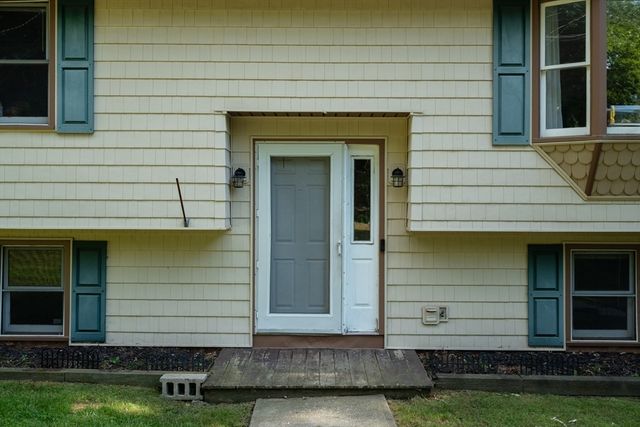 198 Lower Gore Rd, Webster, MA 01570