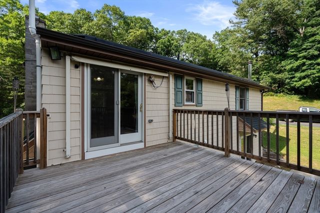 198 Lower Gore Rd, Webster, MA 01570