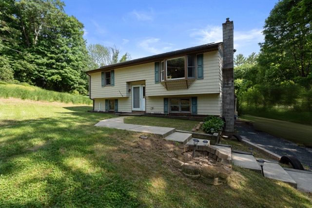 198 Lower Gore Rd, Webster, MA 01570