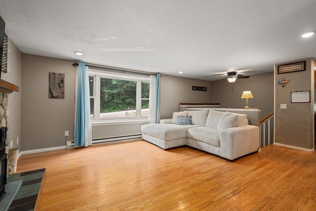 198 Lower Gore Rd, Webster, MA 01570