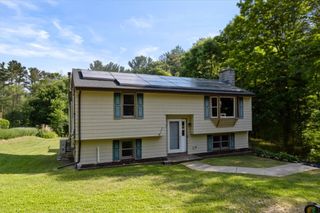 198 Lower Gore Rd, Webster, MA 01570