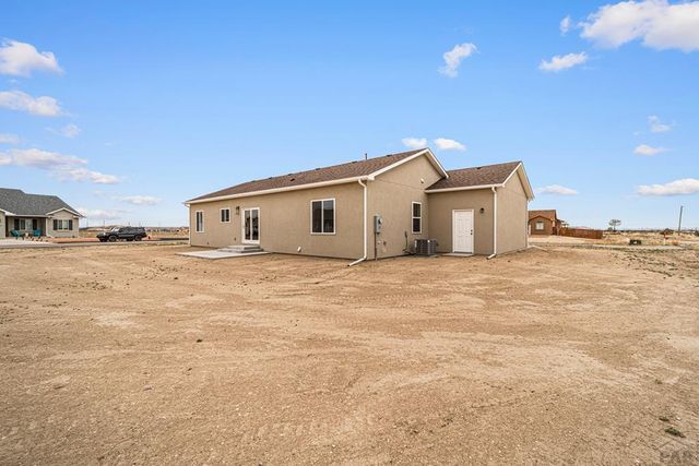 571 N Campbell Dr, Pueblo West, CO 81007