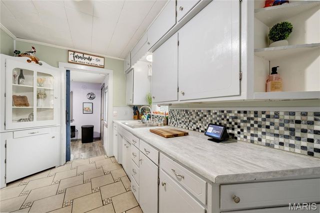 7615 Jerome Avenue, Maplewood, MO 63143