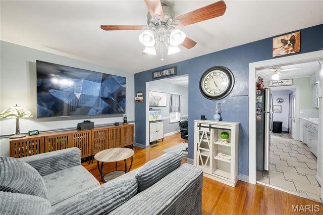 7615 Jerome Avenue, Maplewood, MO 63143