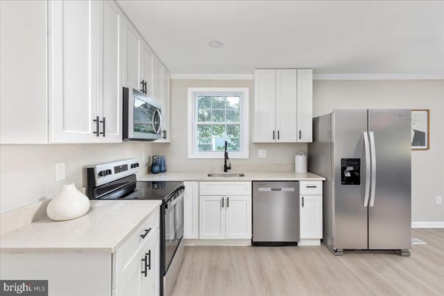 2502 NEWGLEN AVE, District Heights, MD 20747