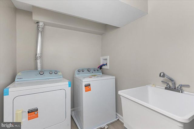 2502 NEWGLEN AVE, District Heights, MD 20747