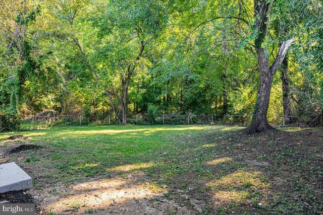 2502 NEWGLEN AVE, District Heights, MD 20747