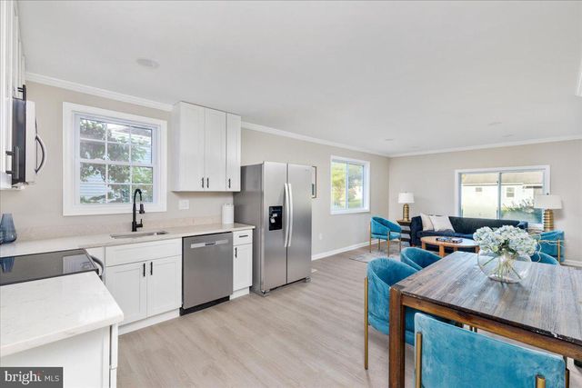 2502 NEWGLEN AVE, District Heights, MD 20747