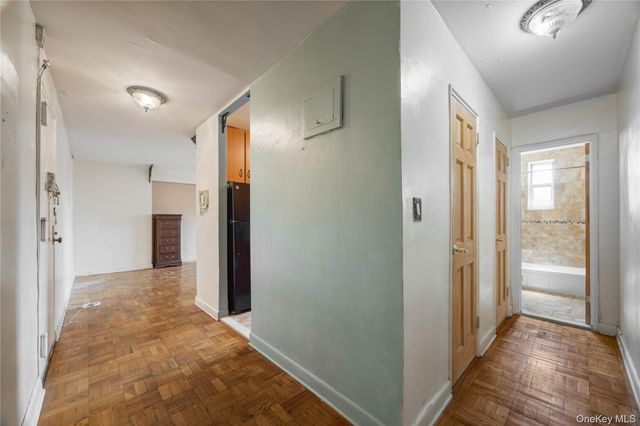 1304 Midland Avenue C20, Yonkers, NY 10704