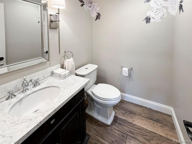 5467 Bristol Parke Drive, Clarkston, MI 48348