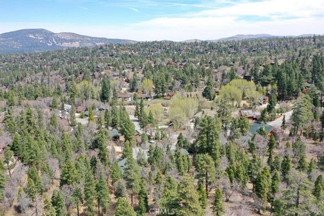 43535 Shasta Place, Big Bear Lake, CA 92315