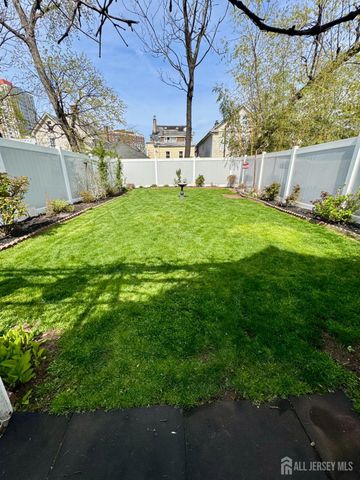 187 REDMOND Street, New Brunswick, NJ 08901