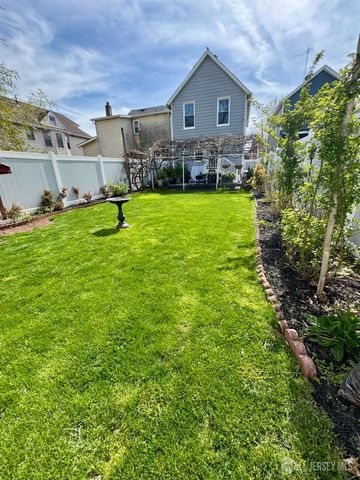 187 REDMOND Street, New Brunswick, NJ 08901