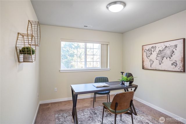 1615 Redmond Ct NE, Renton, WA 98055