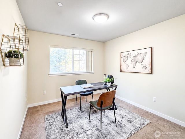 1615 Redmond Ct NE, Renton, WA 98055